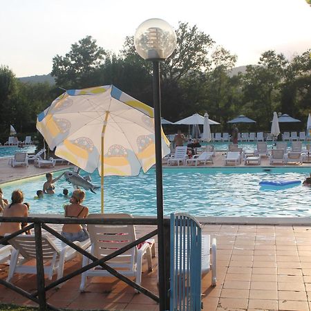Camping Village La Chiocciola Capannole Exteriör bild